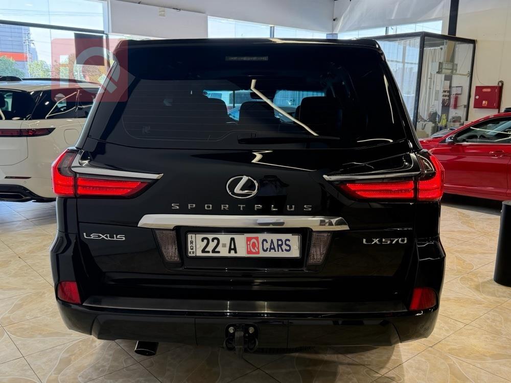 Lexus LX